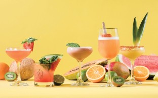 ۴ نوشیدنی خنک و ضدگرمازدگی برای اینکه از تابستان لذت ببرید